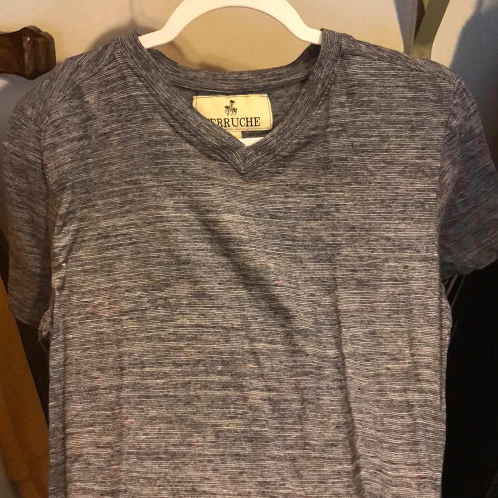Ferruche V neck T-shirt